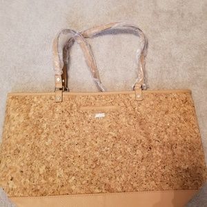 Style setter cork tote